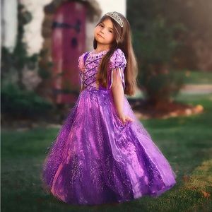 Size 7 in TRISH SCULLY Rapunzel dress.